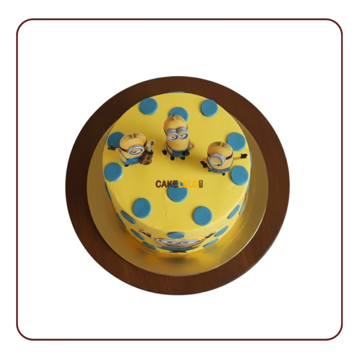 Minion with friend Cake
