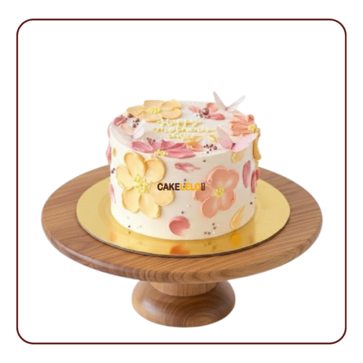 🌸🐝 Introducing the Flower and Fly Bento Cake—a little slice of springtime, baked fresh in Kudasan.