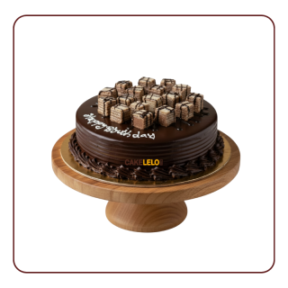 Chocolate Munch Cake topped with crunchy munch pieces and chocolate cream frosting – CakeLelo